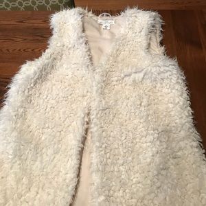 Faux fur cream vest